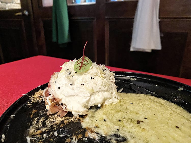 IMG_6111.jpg IMG_6111.jpg