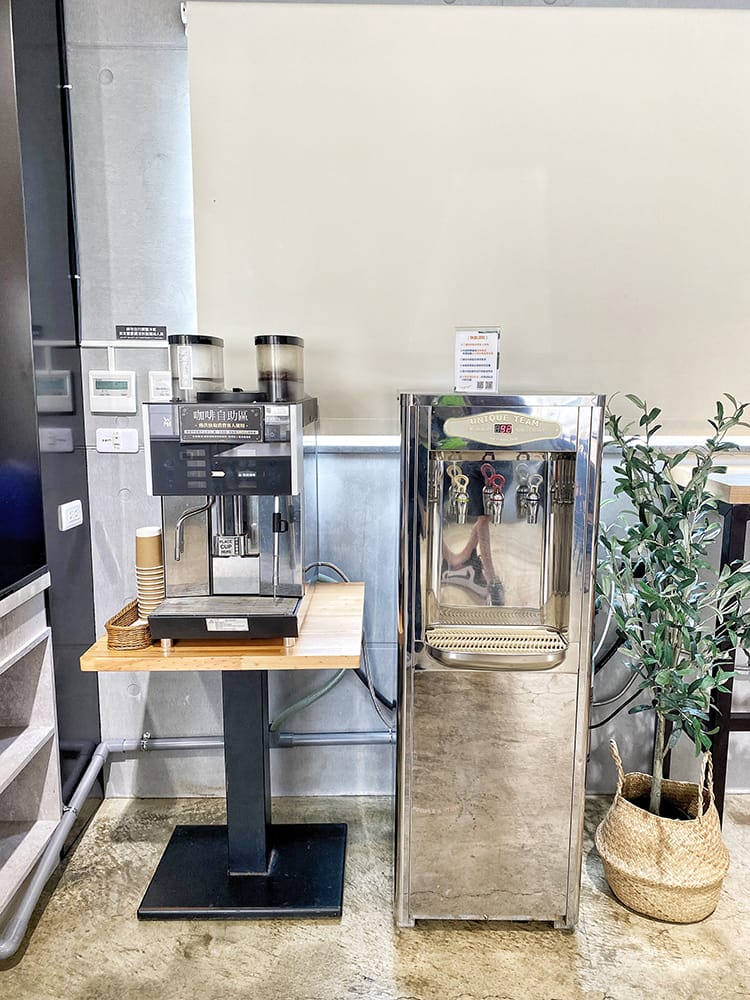 [新竹竹北] 快取美食商場-漢䅘先生，雨天開車再也不愁吃！免