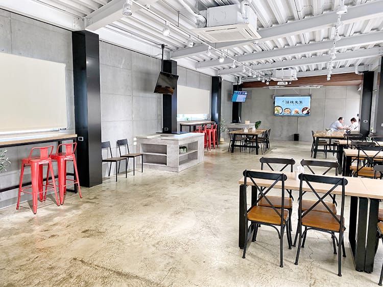 [新竹竹北] 快取美食商場-漢䅘先生，雨天開車再也不愁吃！免