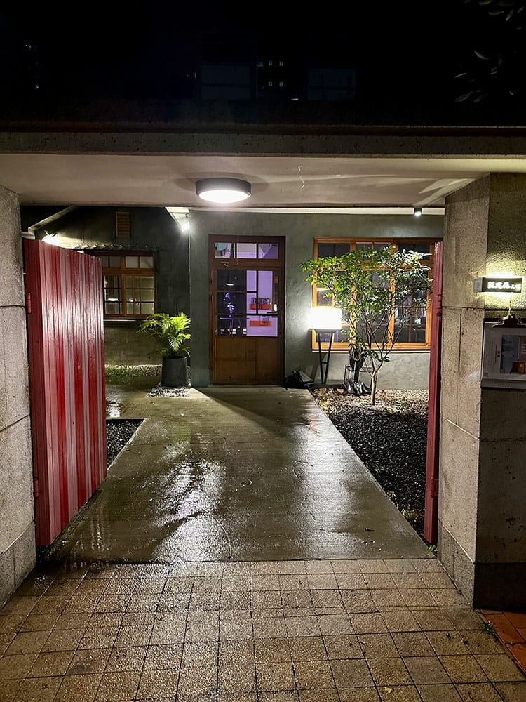 日落,早咖晚酒,走進眷村 日落,早咖晚酒,走進眷村