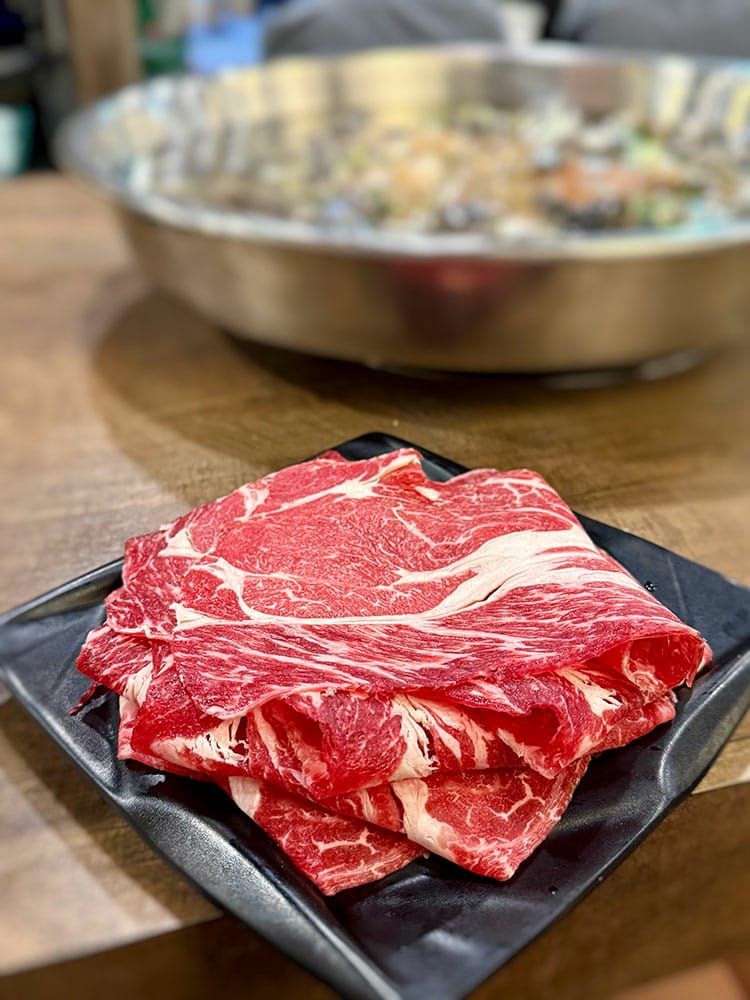 [新竹] 石憶食鍋，新竹最狂海鮮火鍋，上百顆蛤蠣的澎湃盛宴！