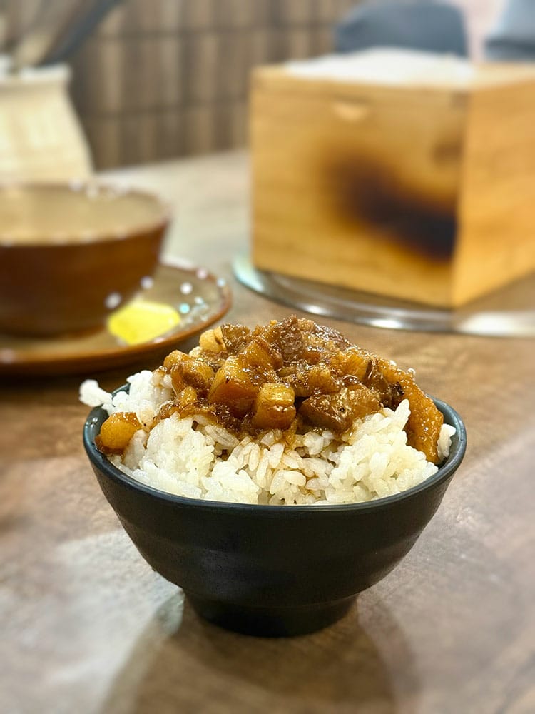 [新竹] 石憶食鍋，新竹最狂海鮮火鍋，上百顆蛤蠣的澎湃盛宴！