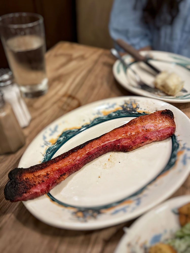 [紐約] Peter Luger Steak House Brooklyn，超過百年經典牛排館，乾式熟成太太太好吃啦！ 菜單 價位 怎麼去