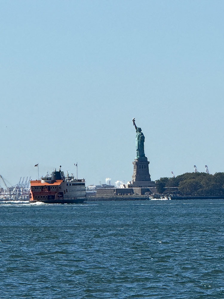 [紐約] Peter Luger Steak House Brooklyn，超過百年經典牛排館，乾式熟成太太太好吃啦！ 菜單 價位 怎麼去